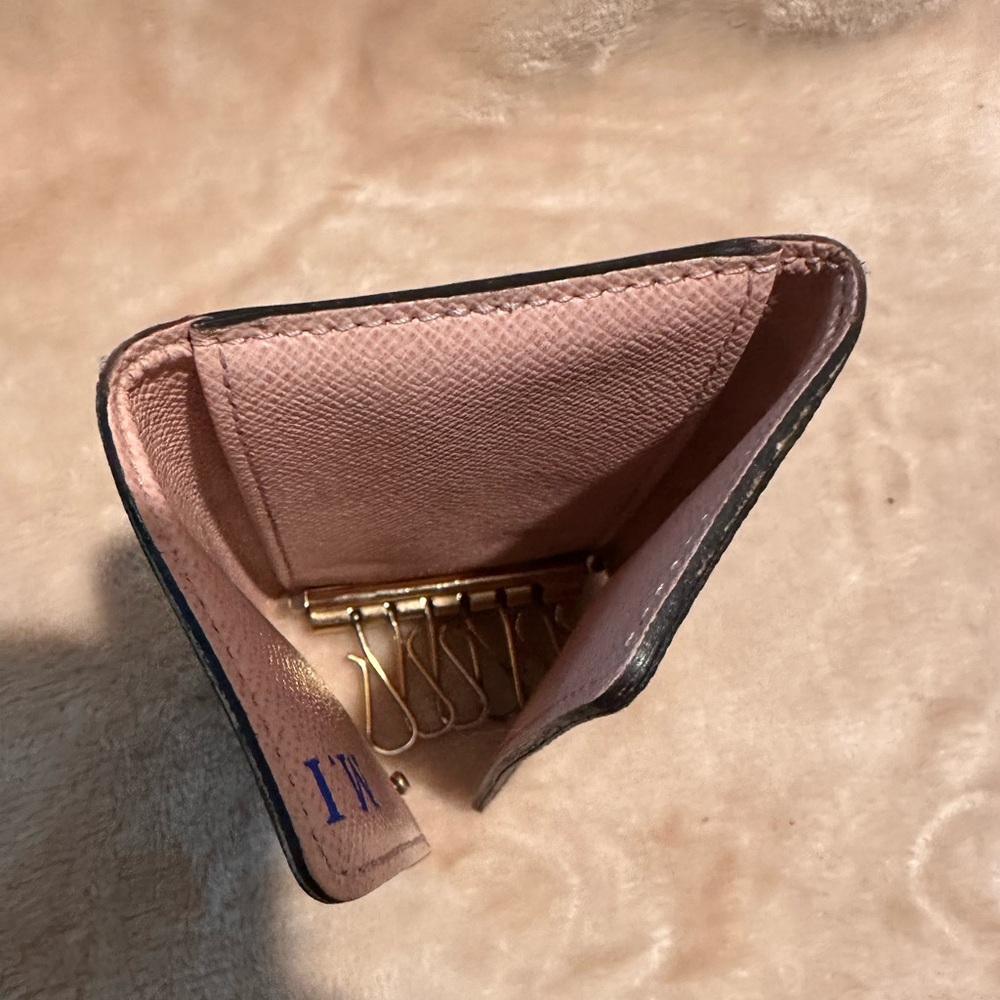Louis Vuitton Damier Ebene Car Key Holder - Picture 8 of 13